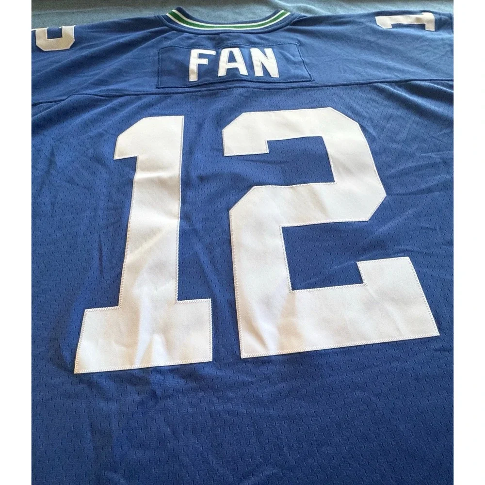Seattle Seahawks 12 Fan Retro Jersey Mitchell & Ness 3XL NEW - Picture 5 of 10